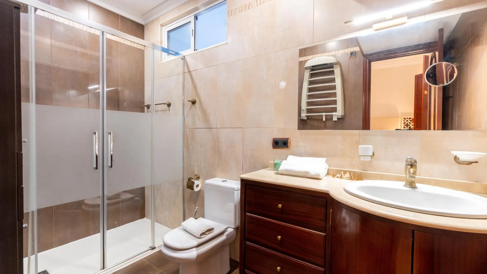 Apartment Aoa Green Gardens Family House Seville